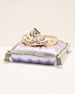 Aurora Crown Pedestal 3-Wick Candle Holder image number null