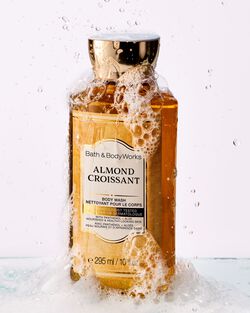 Almond Croissant Body Wash image number null