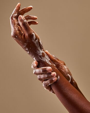 Cozy Vanilla Almond Daily Moisturizing Hand Soap Daily Moisturizing Hand Soap