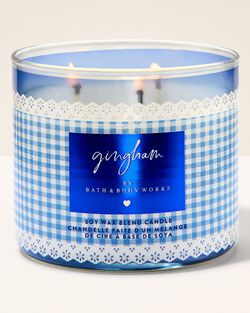 Gingham 3-Wick Candle image number null