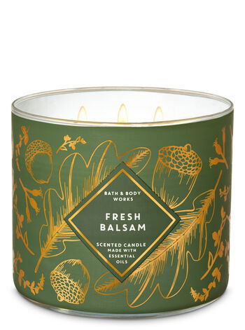 The scent of Woodland Balsam, Crisp Eucalyptus, Fir Needles & Cedarwood in the room-filling fragrance of our 3-Wick Candle with Essential Oils 3-Wick Candle 3-Wick Candle