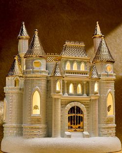 Disney Princess Light-up Castle Pedestal 3-Wick Candle Holder image number null