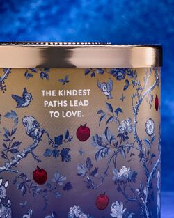 Snow White 3-Wick Candle image number null