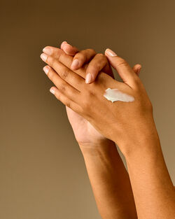 Water Ultra Hydration With Hyaluronic Acid Hand Cream image number null