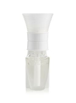 White Wallflowers Fragrance Plug