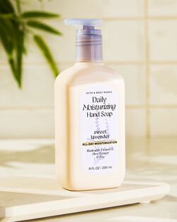 Sweet Lavender Daily Moisturizing Hand Soap image number null